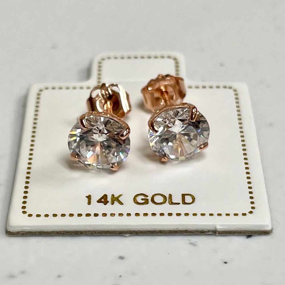 14 Karat Solid Rose  Gold Geniune  Cz  Stud